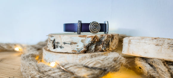 Bracelet cuir bleu spirale
