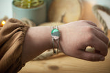 Bracelet jonc argenté rose et vert horizontal